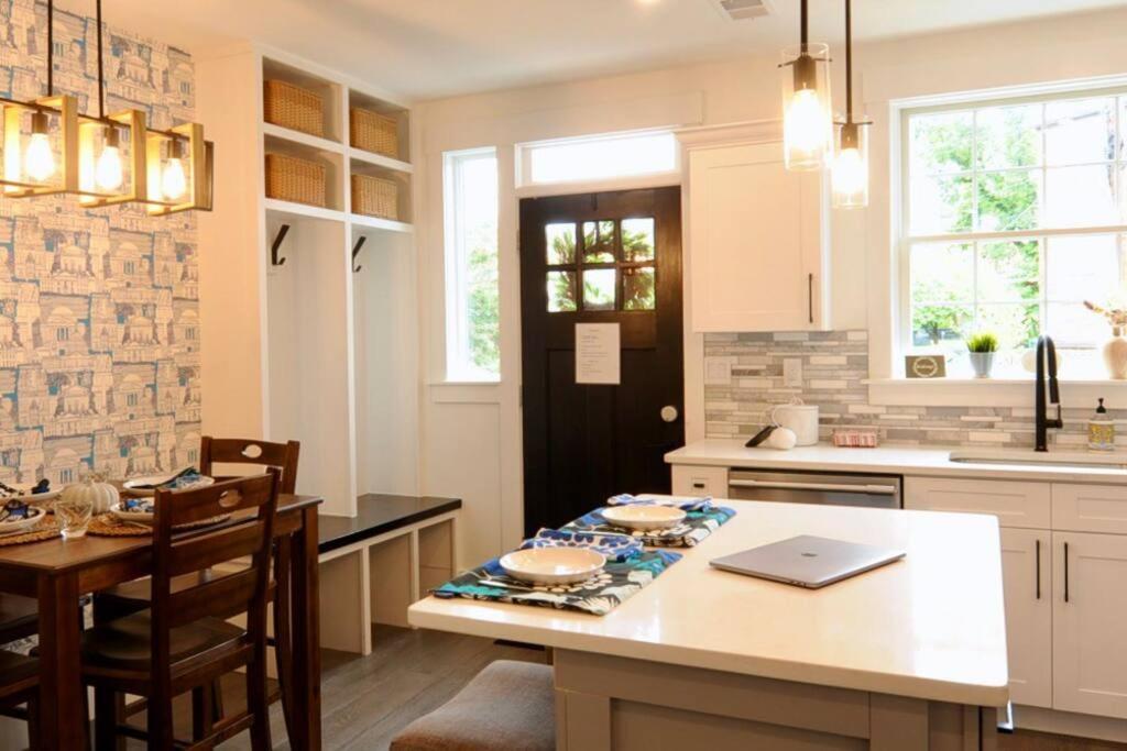 Cherry Blossom Townhouse, Easy Dc Access Washington Ngoại thất bức ảnh