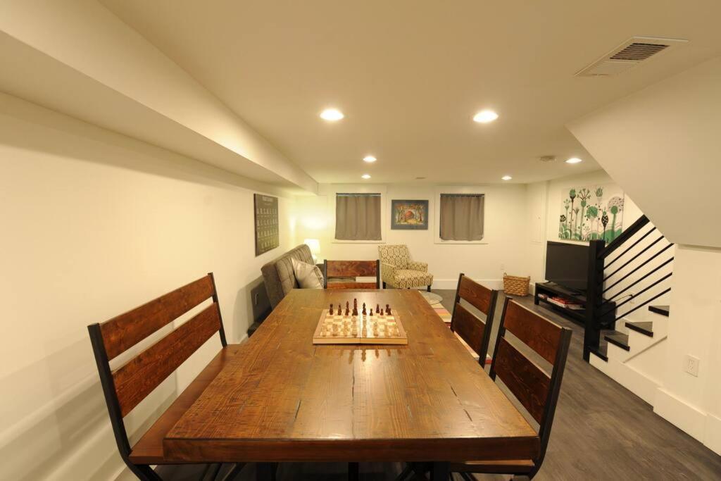 Cherry Blossom Townhouse, Easy Dc Access Washington Ngoại thất bức ảnh