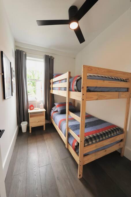 Cherry Blossom Townhouse, Easy Dc Access Washington Ngoại thất bức ảnh